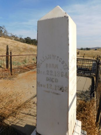 [Picture of William Scott grave]